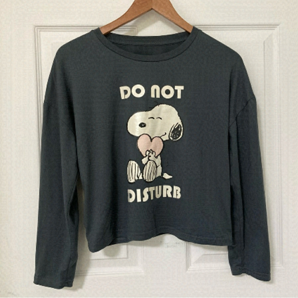Peanuts “DO NOT DISTURB” LONG SLEEVE T-SHIRT - Size Small